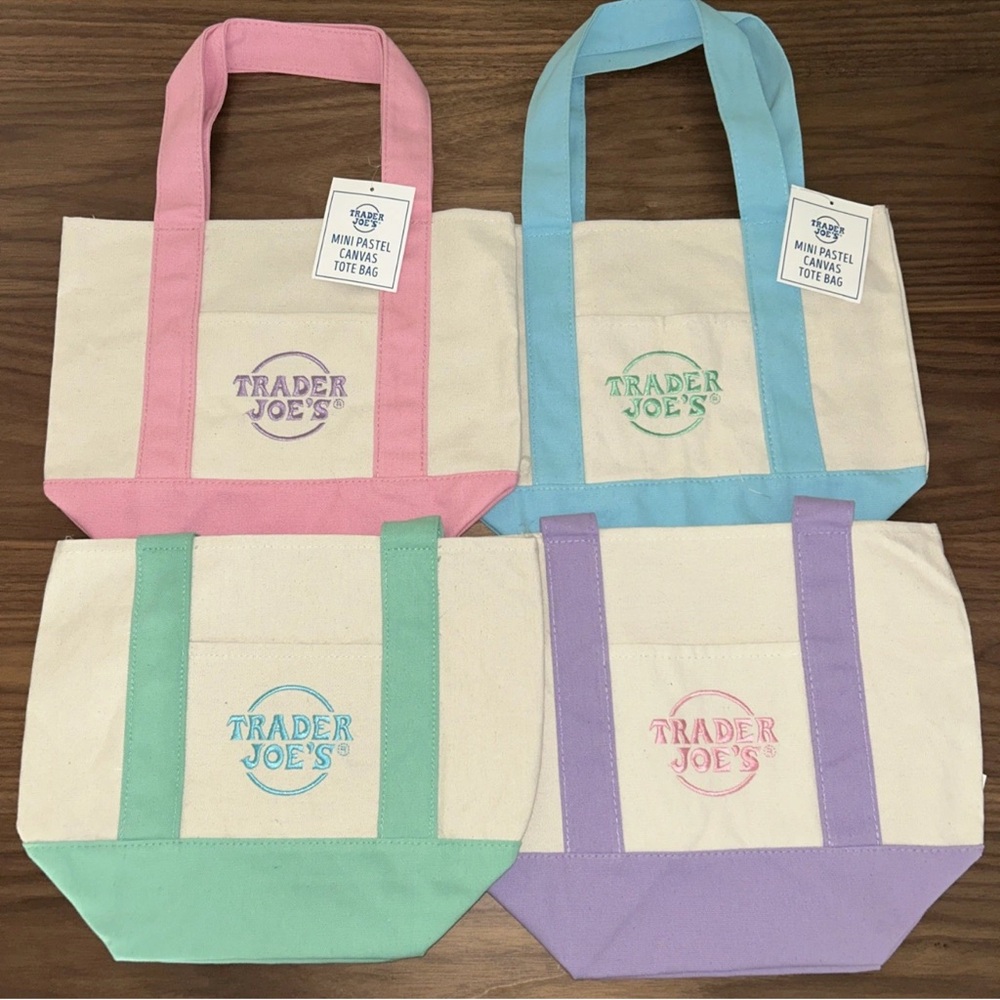 4pc NWT Trader Joe’s Mini-Totes pastel colors! 🔥